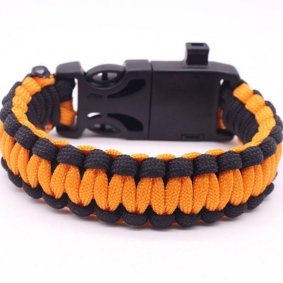 Paracord Tactical Bracelet - Picture 5 of 5